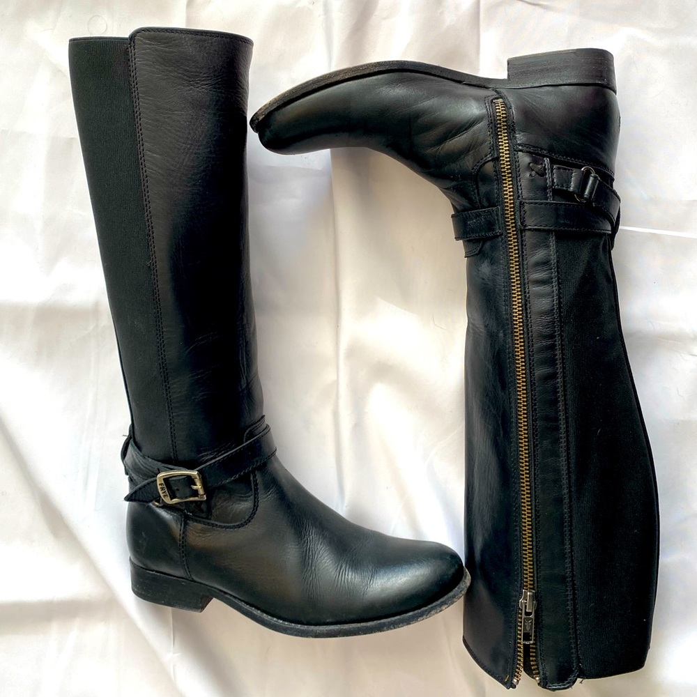 Frye Black Leather boots with stretch panels and zipper, size 7